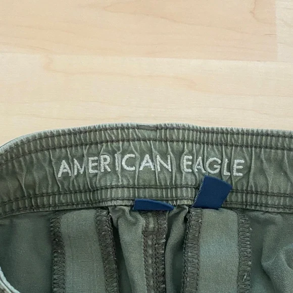 American Eagle Olive Green Utility Cargo Jogger Pants Size 4 Long - Picture 3 of 9